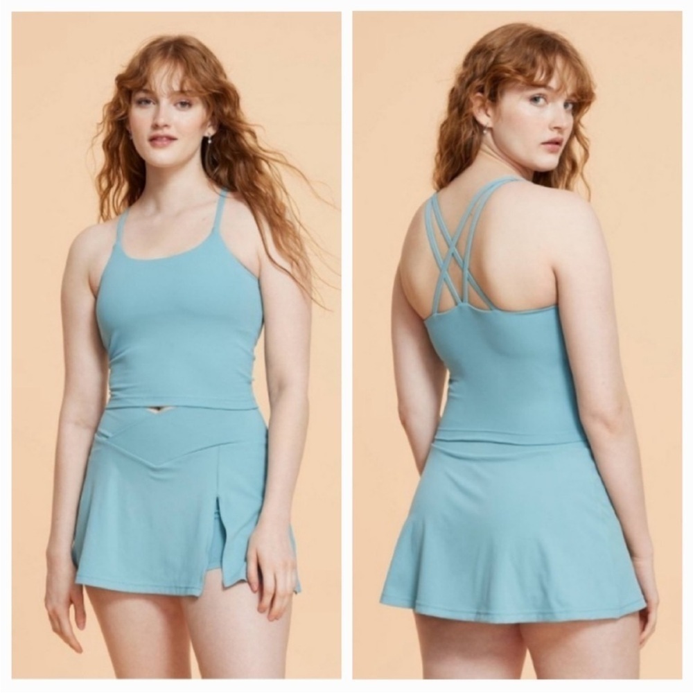 Blogilates Women's Strappy Cropped Tank Teal NWT